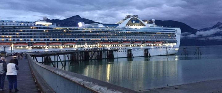 E144B4E0-798A-4FA8-AEDB-BAAB18EAA75A