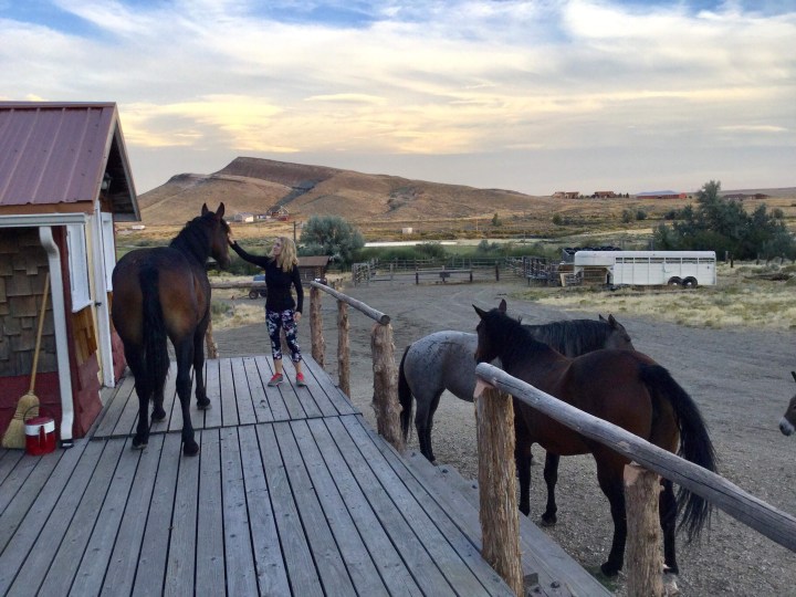 34CAD1B4-F5D1-425B-B8B6-07C63D7841C4