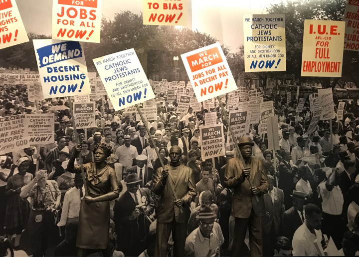 B01D13EC-4087-49A2-9D98-457B093B79F8